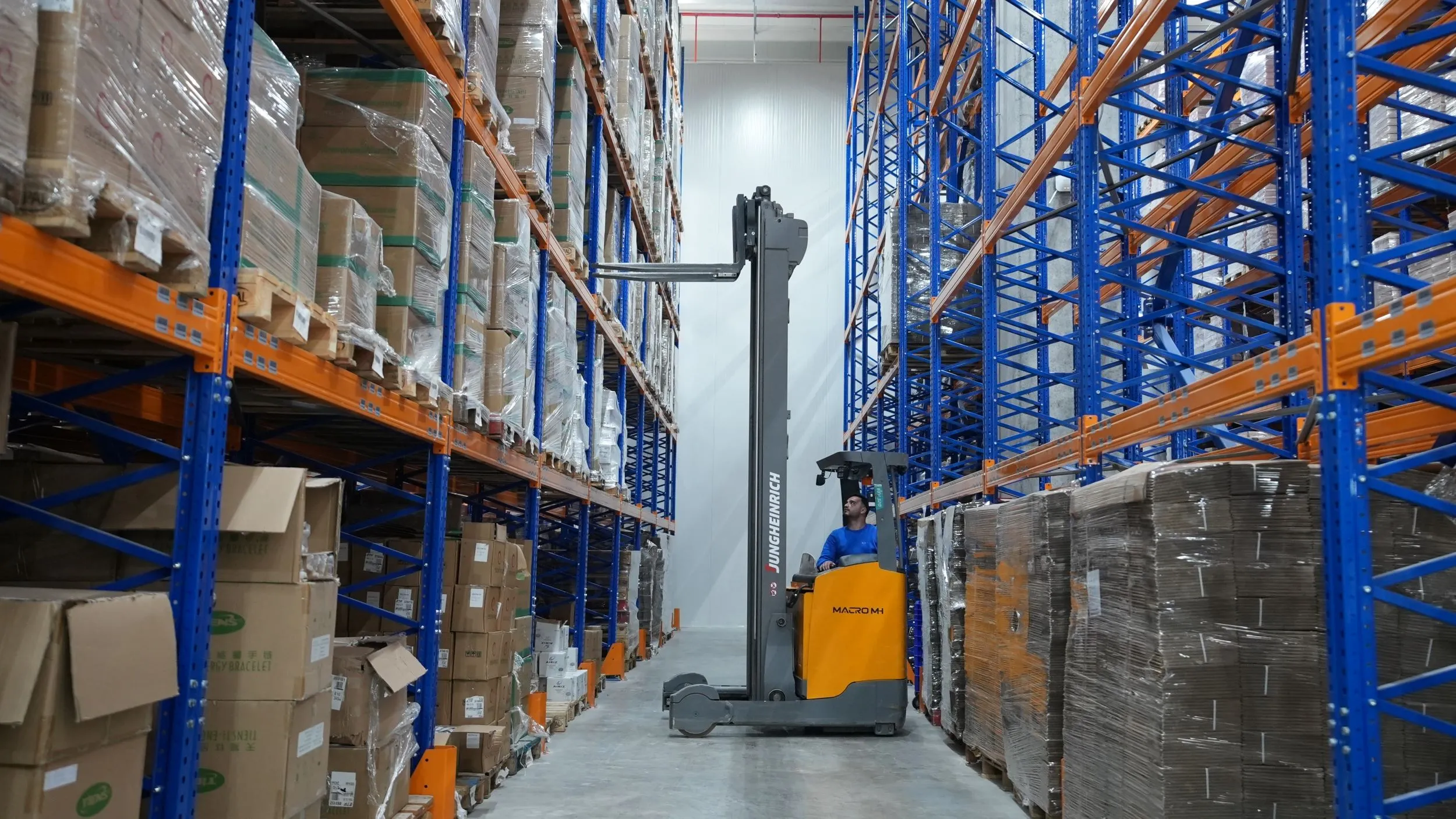 Opslag en Logistiek in Kuurne FACILITY LOJİSTIK